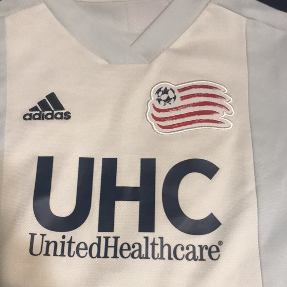 New England Revolution jersey 19-20 - Picture 2 of 8